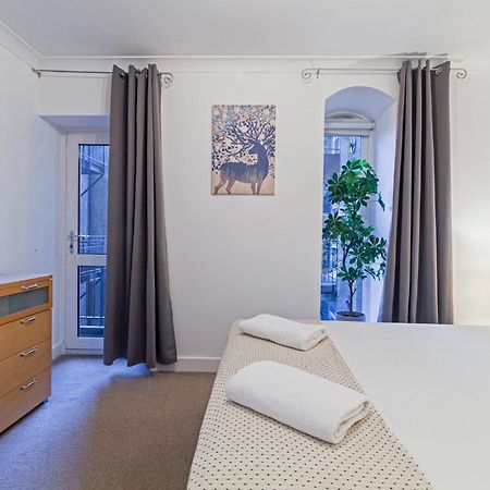 Stay Thames River Лондон Экстерьер фото