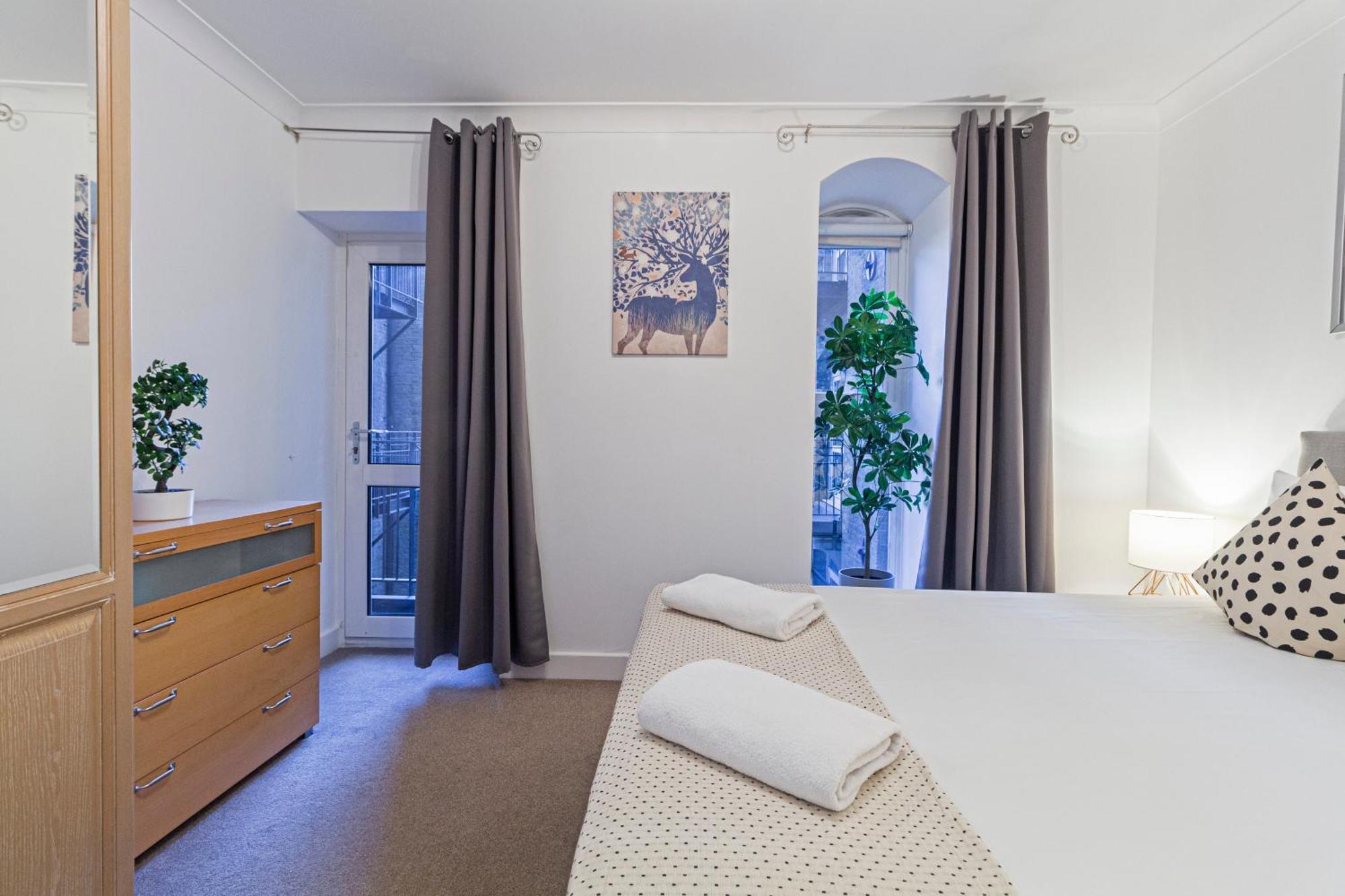 Stay Thames River Лондон Экстерьер фото